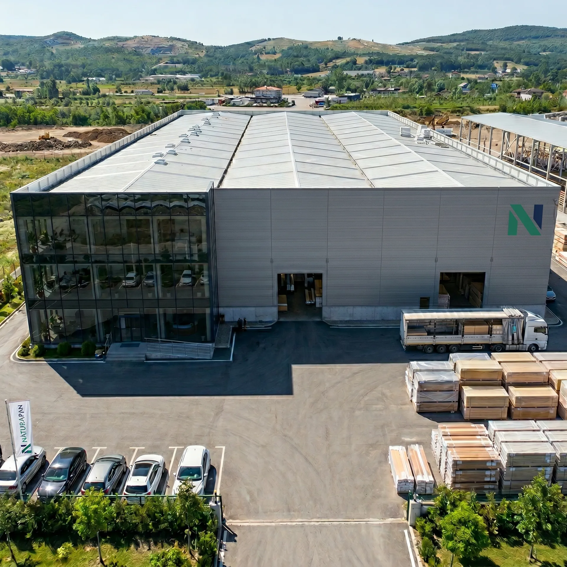Naturapan MDF duvar paneli ve süpürgelik üretim tesisi